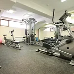 Parklands & Pool 4*