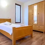 Parklands & Pool Hotel 4*