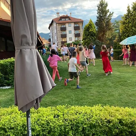 Parklands & Pool 4* Bansko