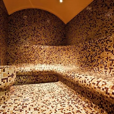 Parklands & Pool Хотел Банско