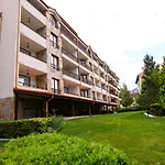 Parklands & Pool 4* Bansko