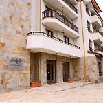 Parklands & Pool Hotell