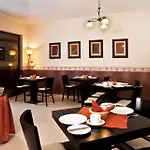 Parklands Hotel&pool 4*
