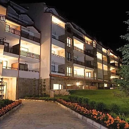 Parklands & Pool Банско