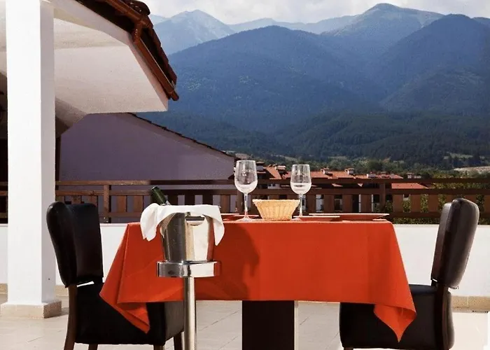 Hotel Parklands & Pool