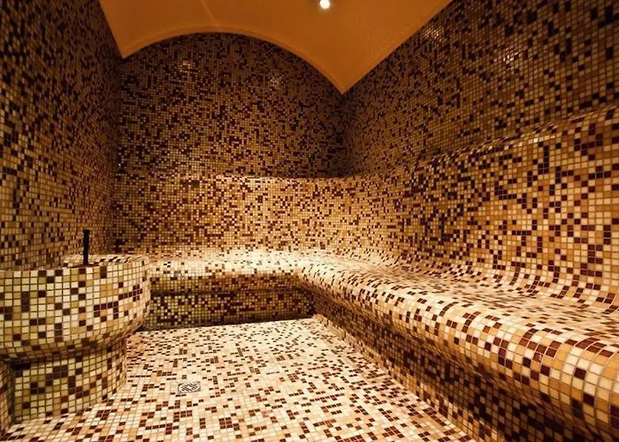 Parklands & Pool Готель Бансько