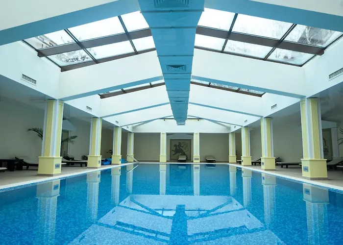 Parklands & Pool 4* Bansko